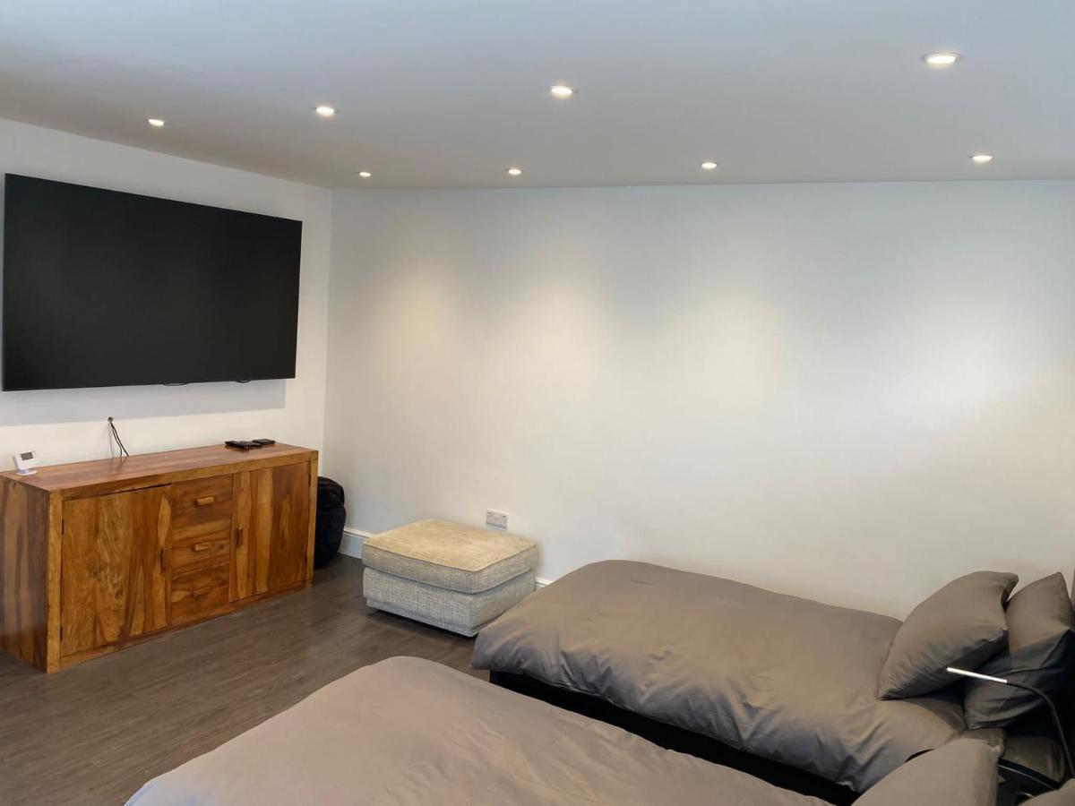 The Hideaway Serviced Accommodation In Nottingham Exterior photo